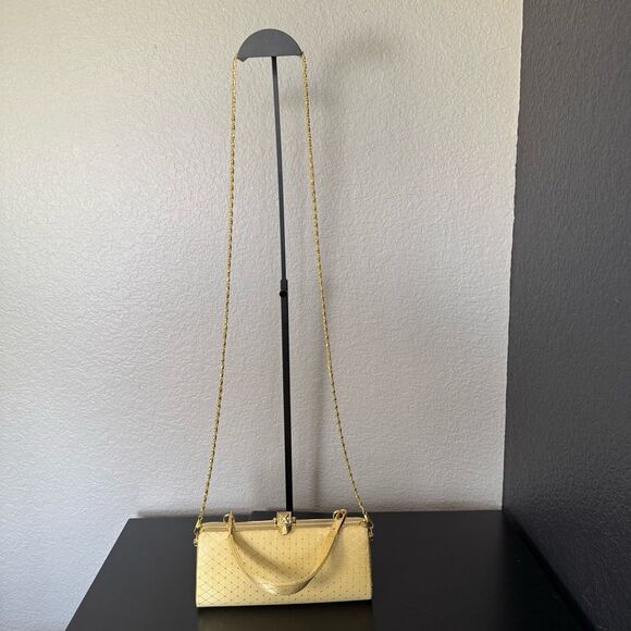Vintage Yellow Gold Quilted Pattern Clutch Bag - Picture 7 of 9